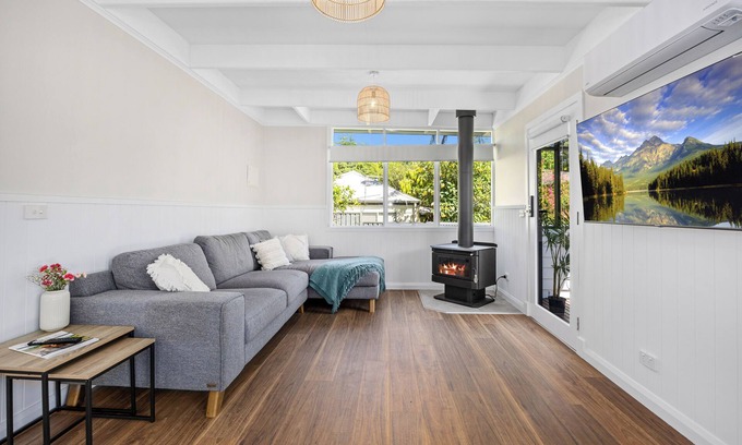 Warburton Cottage | Cozy cottage in quiet cul-de-sac, newly renovated, in beautiful Warburton