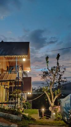 Kunchithanny Hotel | Cozy Cottage Munnar