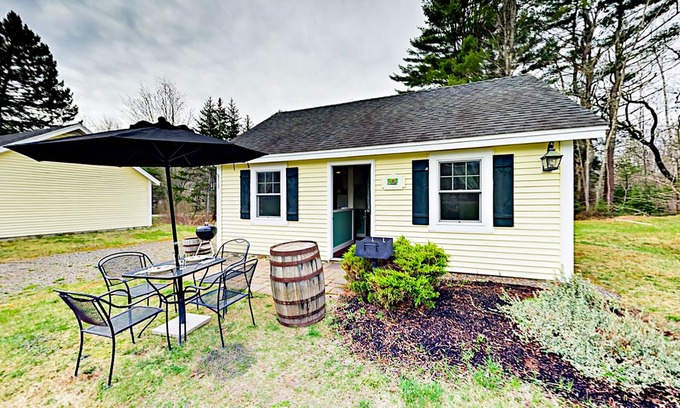 Boothbay Cabin | Cozy Cottage on Boothbay Craft Brewery Grounds - Minutes to Harbor