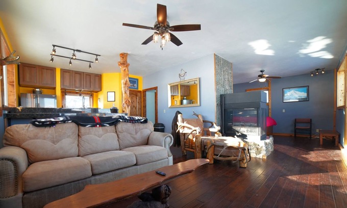 Victor Cottage | Cozy Cottage on Operating Micro-Dairy Farm w/Hot Tub