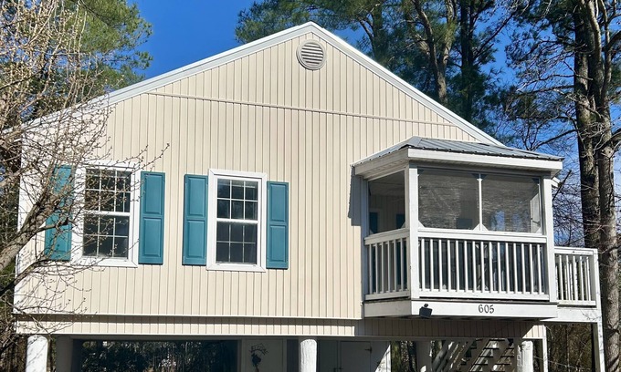 Bethany Beach House | Cozy cottage on the canal in Bethany Beach