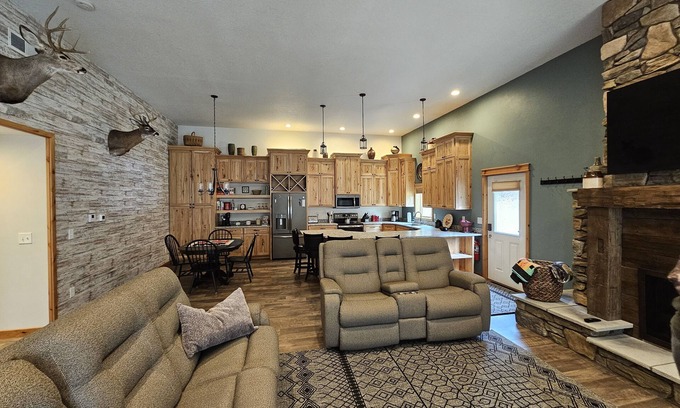 Sparta Cabin | Cozy country get away. Nestled in the driftless region of Wisconsin.