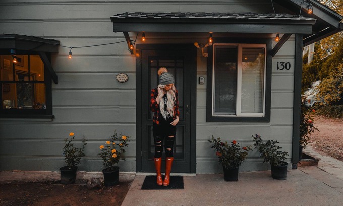 Sedona Cabin | Cozy Creekside Glamping in a Funky Studio Cabin in Oak Creek Canyon, Sedona AZ