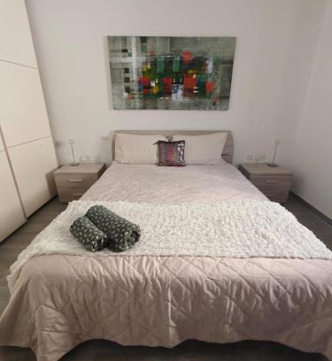 Pembroke House | Cozy Double Room with Private Bath Pembroke