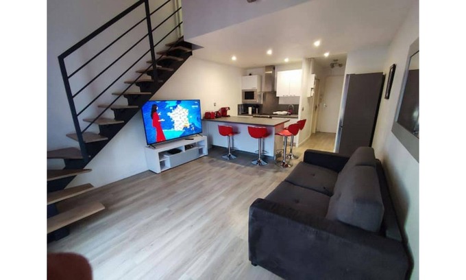 Roissy-en-France Apartment | Cozy DUPLEX at Roissy Paris CDG