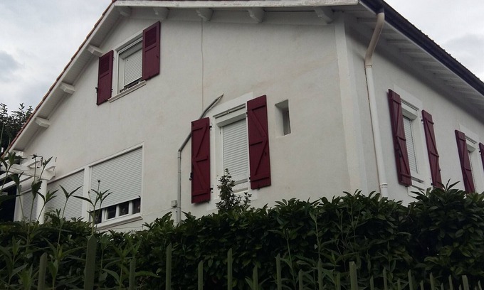 Lamalou-les-Bains Apartment | Cozy F2 Apartment with Terrace near Thermal Baths in Lamalou-les-Bains