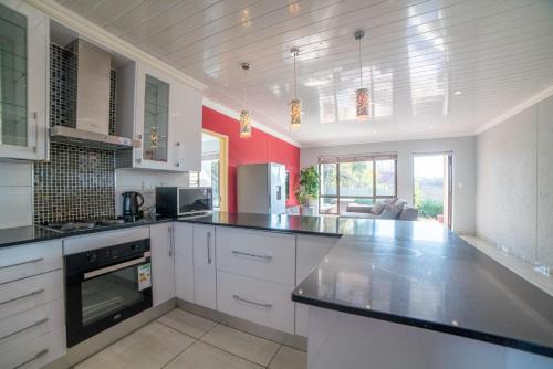 Greater Johannesburg Metropolitan Area Apartment | Cozy family home away from home