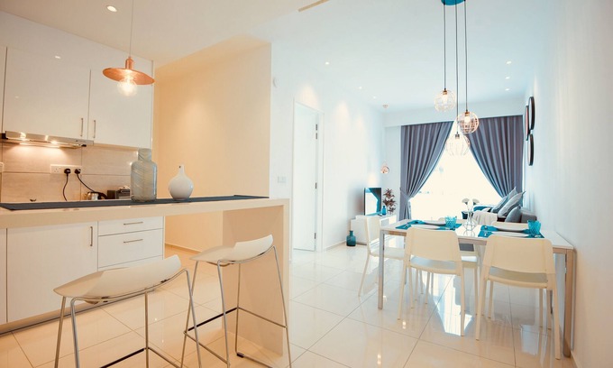 Chinatown Condo | Cozy Family Room 500mMRT Pavillion BukitBintang mk