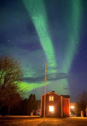 Byske Villa | Cozy Family Villa for aurora lovers