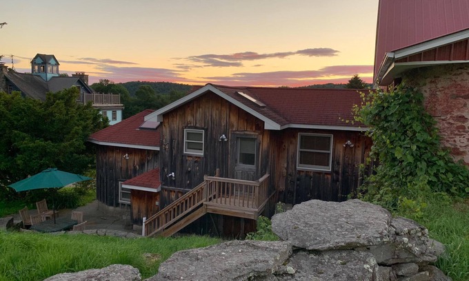 Callicoon Center Cabin | Cozy Farm Private Cabin-30% off Spring Special - 183 beautiful acres