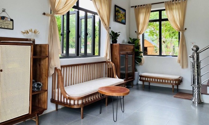 Van Mieu House | Cozy Farmstay with Landscape View