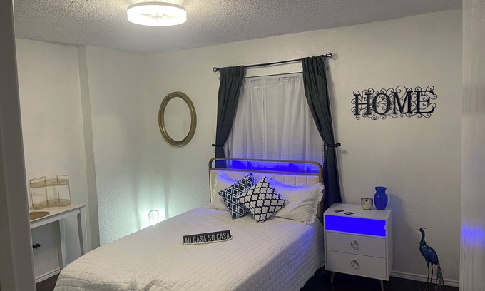 Keller House | Cozy fully furnished bedroom in North Fort Worth Texas!