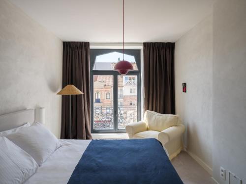 Heist Apartment | Cozy Getaway for 4 near the Beach
