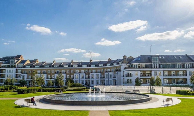 Sands End Apartment | Cozy getaway in vibrant locale: stylish, furnished apartment near attractions.