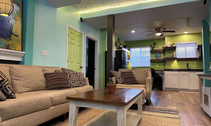 Sioux Falls House | Cozy getaway next to downtown Sioux Falls. Full kitchen & everything.
