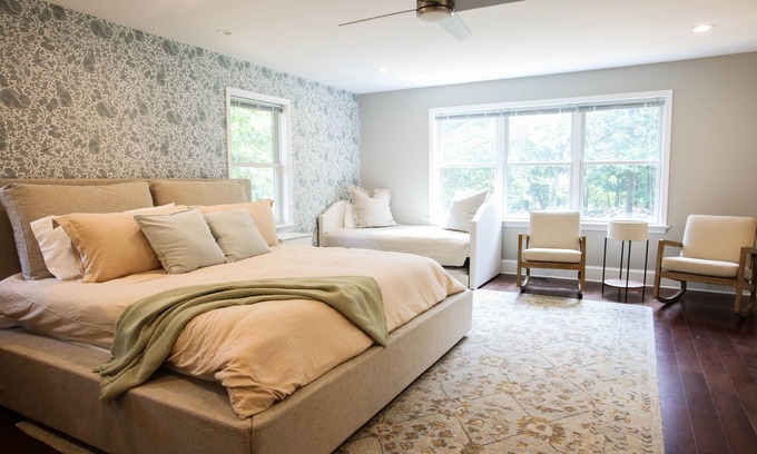 Upperville House | Cozy getaway on 10 acres, 1 hour from DC, 15 minutes to downtown Middleburg,