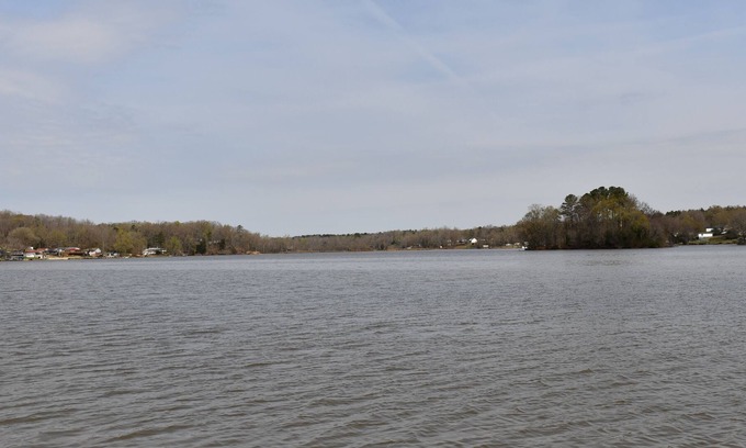Waterloo House | Cozy Getaway on Lake Greenwood