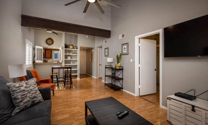 Gilbert House | Cozy Gilbert Condo Walking Distance to Downtown !