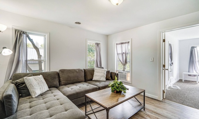 Glens Falls House | Cozy Glens Falls Getaway < 1 Mi to Downtown