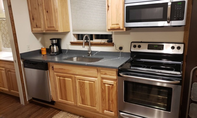 Bayfield House | Cozy Guest House near Downtown Bayfield with off street parking