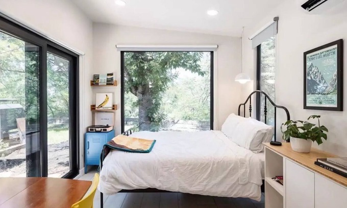 Salt Lake City Apartment | Cozy Guesthouse 30 minutes to slopes and 20 minutes to Downtown SLC