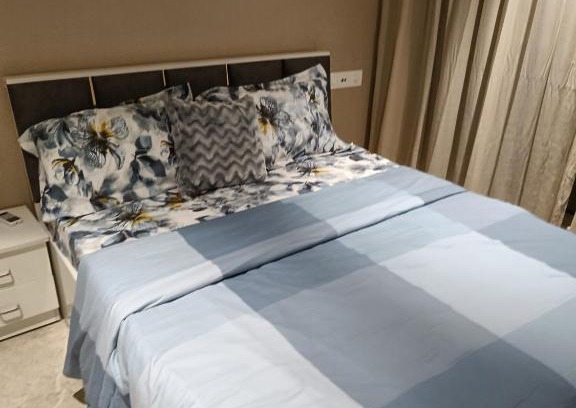 Hiranandani Gardens Apartment | Cozy heaven
