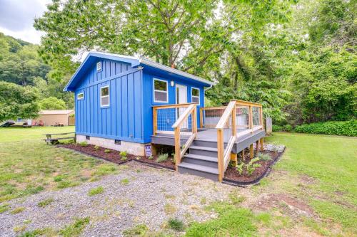Damascus Apartment | Cozy Hikers Hideaway Steps From Creeper Trail!