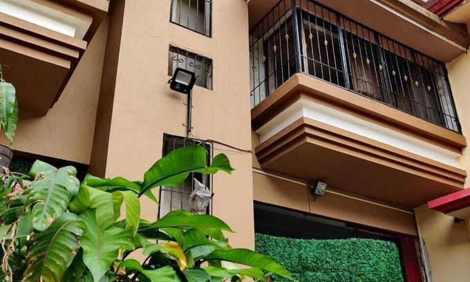 Lonavala Villa | Cozy Hill-touch villa with Lounge Pool. Quiet neighbourhood. Quick trek to lake