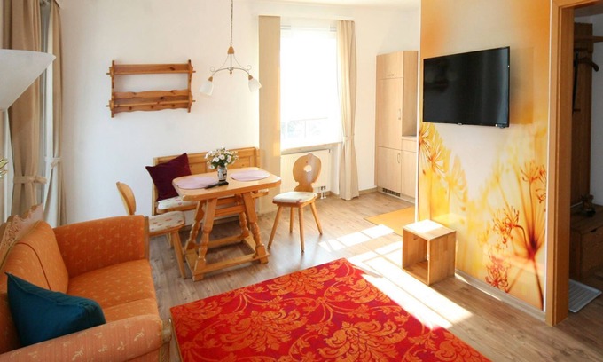 Bad Steben Apartment | Cozy holiday apartment "Spring" with friendly colors