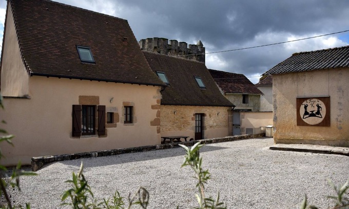 Rudelle House | Cozy holiday home in Rudelle