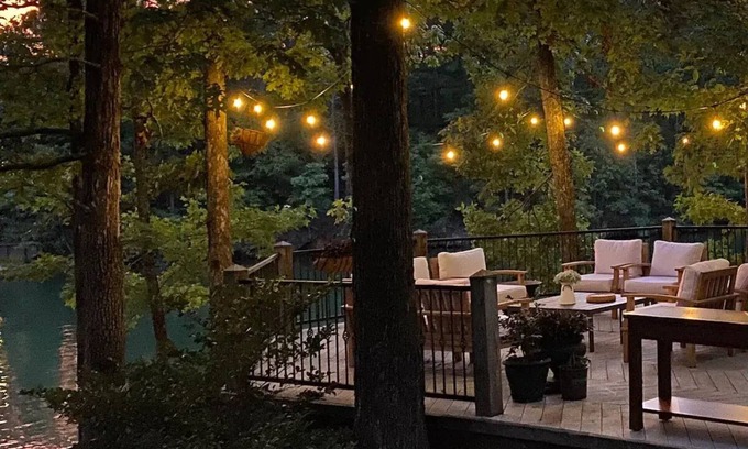 Dadeville Cottage | Cozy holiday home on private deep water cove