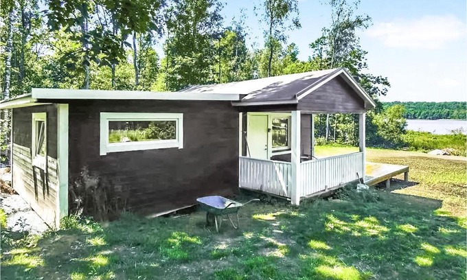 Asarum House | Cozy Home In Asarum With Lake View