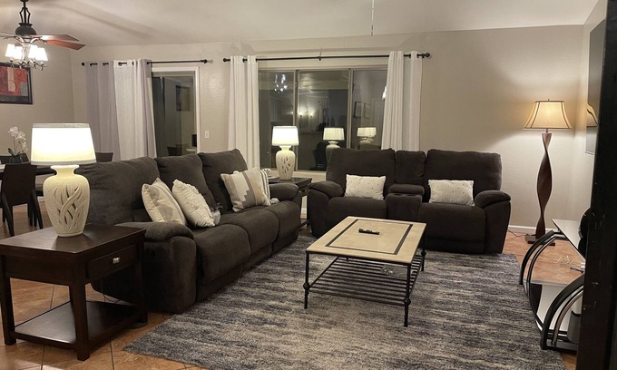 Ashton Ranch House | Cozy Home in beautiful neighborhood in Surprise, Arizona.