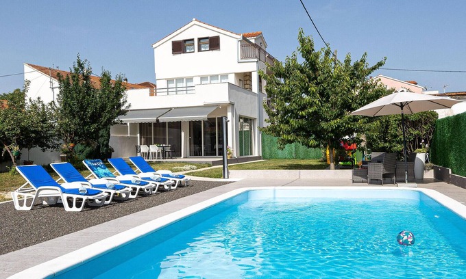 Dugopolje House | Cozy home in Dugopolje
