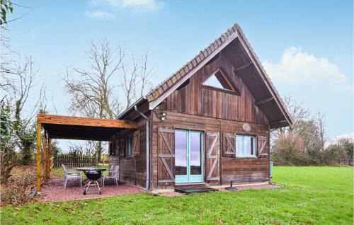 Saint-Georges-en-Auge House | Cozy Home In Saint-Georges-En-Auge