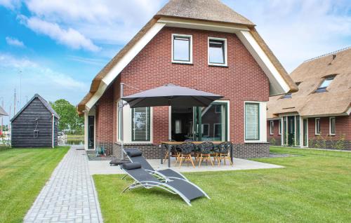 Idskenhuizen House | Cozy Home In Idskenhuizen With Wifi