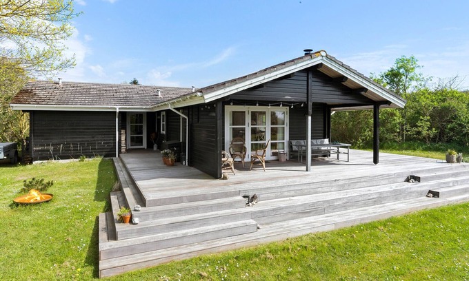 Knebel House | Cozy home in Knebel with sauna