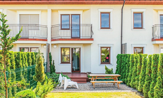 Mielno House | Cozy home in Mielno with kitchen