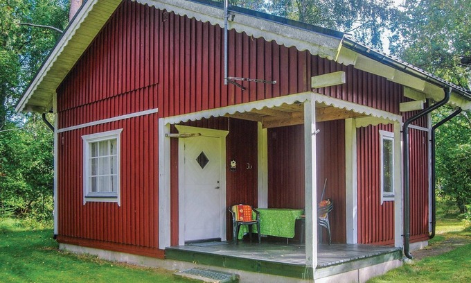 Angelholm Municipality House | Cozy home in Munka-Ljungby with kitchen
