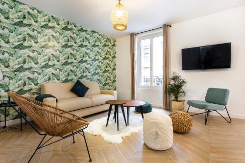 Bel-Air Nord Apartment | Cozy Home in Paris