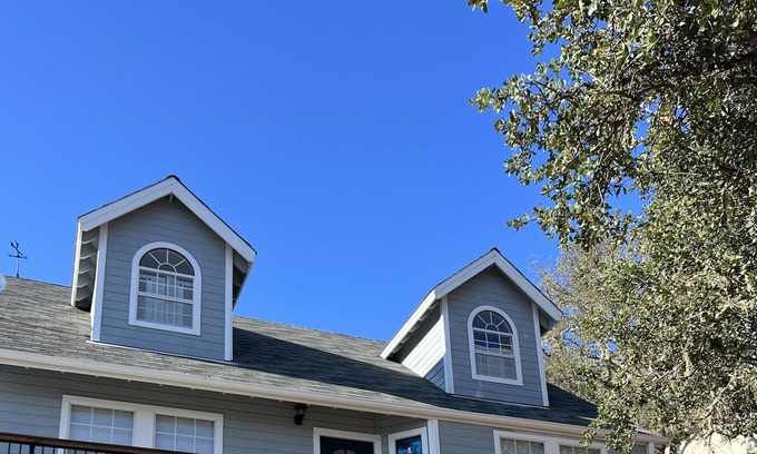 Oak Shores House | Cozy home in the beautiful Oak Shores Community w/WiFi