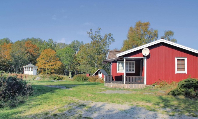 Sturko House | Cozy home in Tjurkö with kitchen