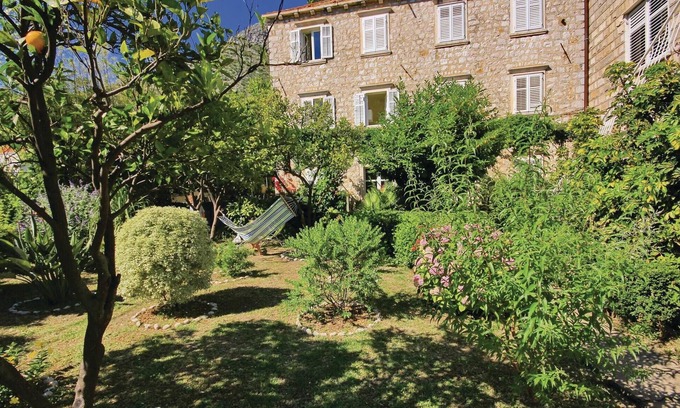Trsteno House | Cozy home in Zaton Veliki with kitchen