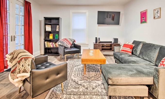 Downtown Rochester House | Cozy Home: Remote Work-Friendly, Near Dtwn!