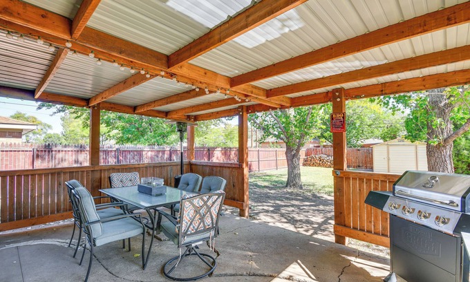 Amarillo House | Cozy Home w/Fire Pit: Drive to Palo Duro Canyon!