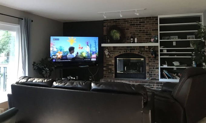 East Bloomington House | Cozy home with fireplace