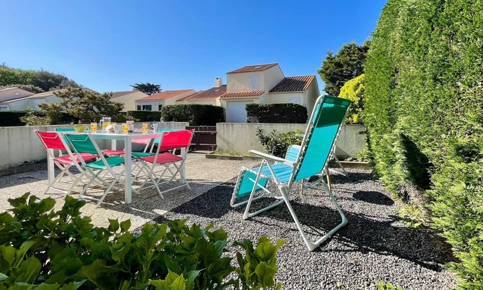 Bretignolles-sur-Mer House | Cozy House Near Dunes Beach, 2 Bedrooms + Mezzanine, Parking & Garden, Baby Gear Included