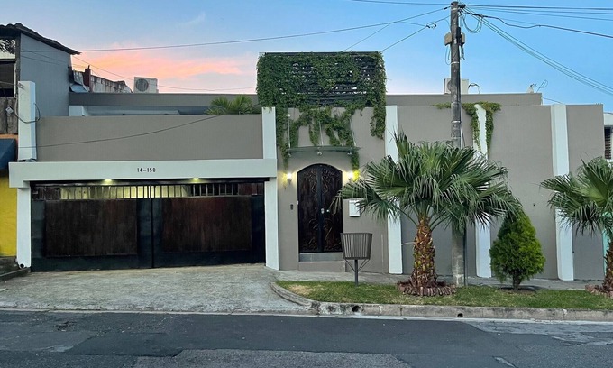 San Salvador House | Cozy House in a great location.
