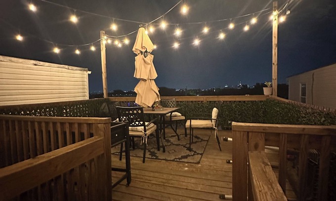 Baltimore House | Cozy house in charming Baltimore with WiFi, AC