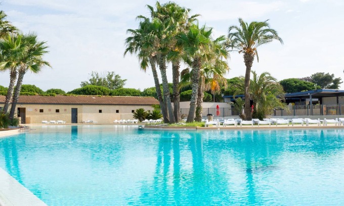 Portiragnes-Plage House | Cozy House in Les Tamaris Domain